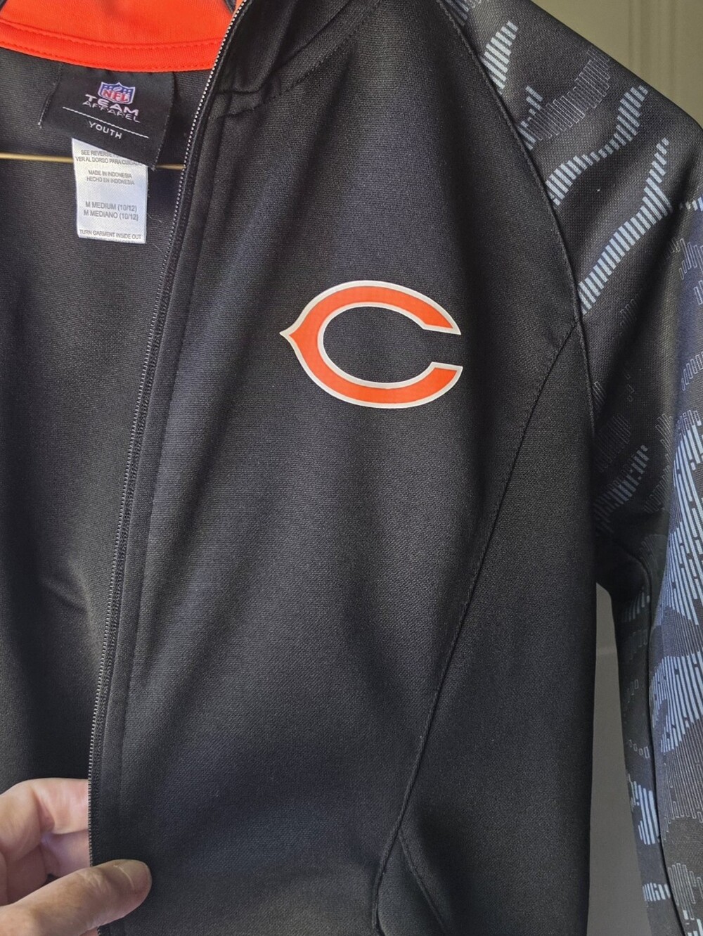 Chicago Bears Youth M 10/12 NFL Full Zip Hooded Jacket Black Orange - Picture 5 of 6